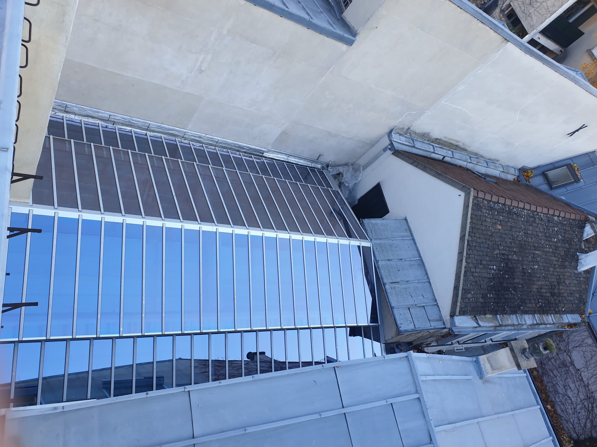 Verrière de toit avec double vitrage solaire Verrière de toit avec double vitrage solaire
